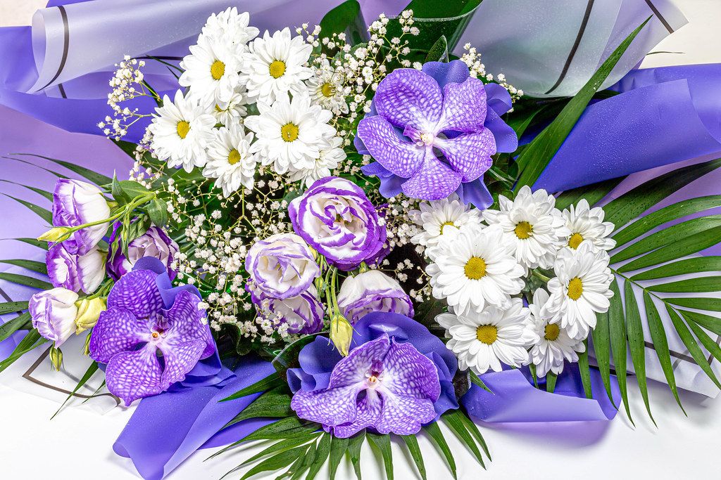 beautiful-bouquet-of-flowers-with-purple
