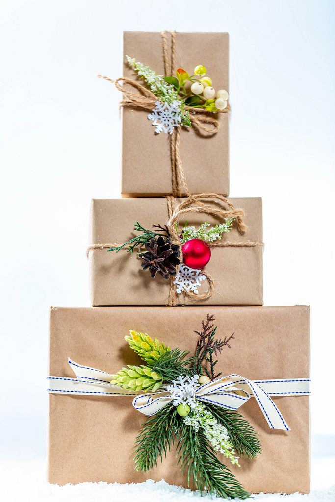 Beautifully Packed gifts for the new year holidays