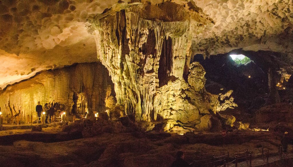Big Underground Cave Halong Bay Vietnam  (Flip 2019)
