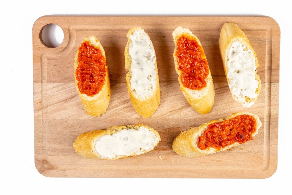 Bread Baguettes with Tomato and Tartar Sauce