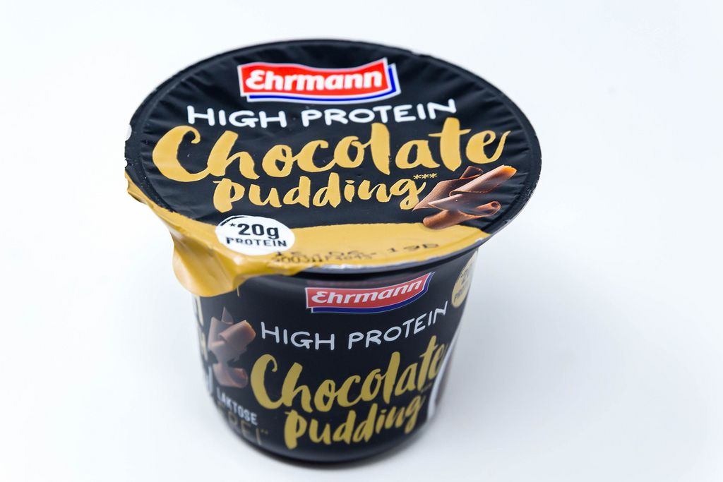Chocolate Pudding with High Proteins by Ehrmann in black and golden packaging