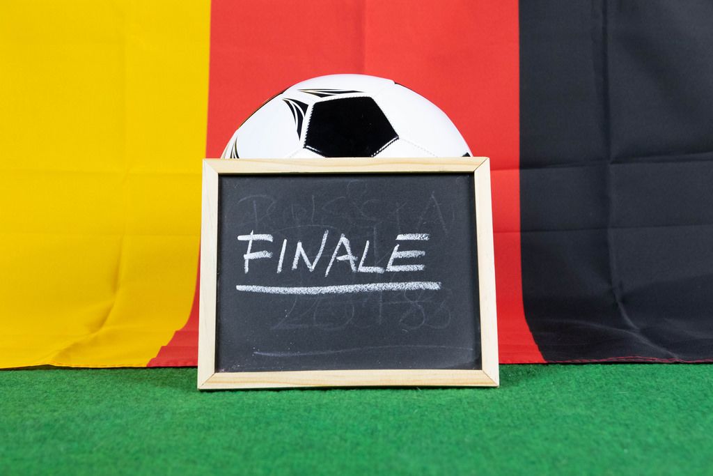 Finale sign with Germany flag