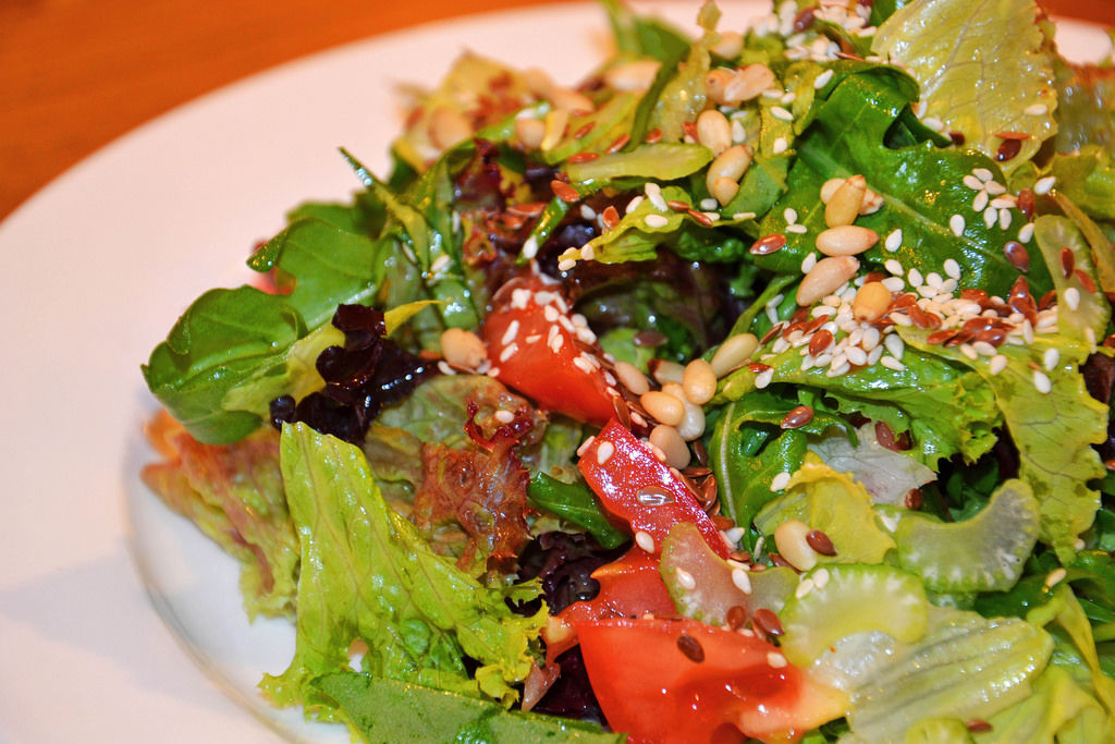 Salat mit Birnen und Walnüssen - Creative Commons Bilder
