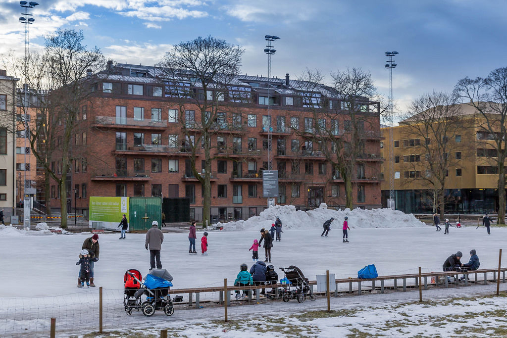 Ice Skating in Vasaparken in Stockholm