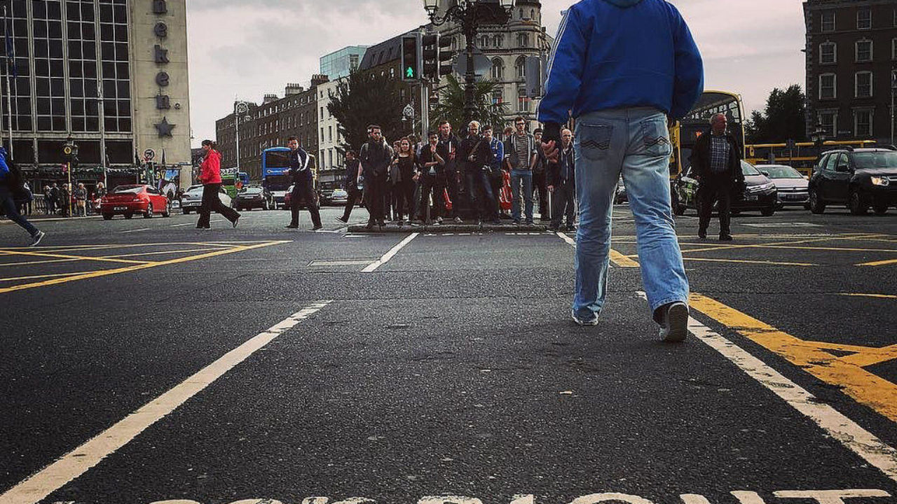 If Nothing Goes Right Go Left Very Thankful For This Small Little Helpers On The Street Saved My Life So Many Times Happy Dublin Streetart Streetphotography Street Creative Commons Bilder