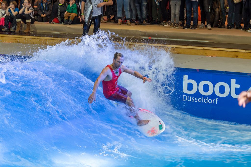 Indoor Surfing Anlage Surfpool von Citywave bei der Boot Düsseldorf 2018