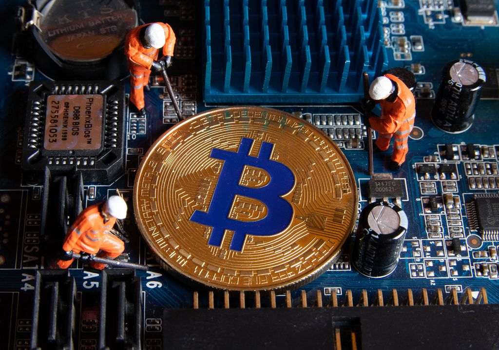 Little miners are digging golden Bitcoin