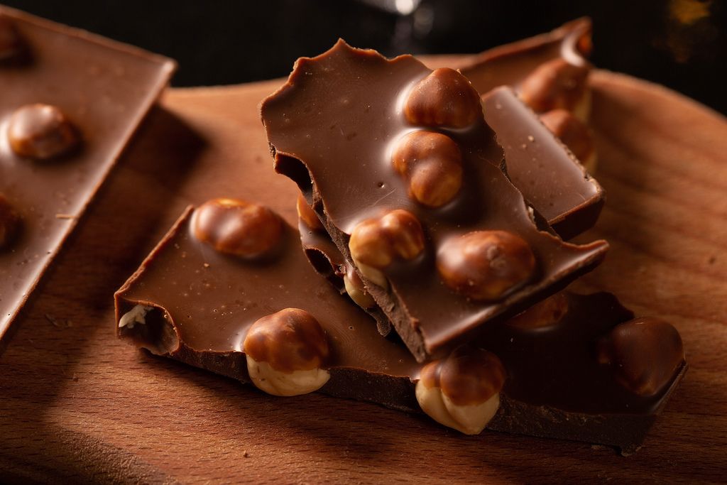 Milk chocolate with nuts.