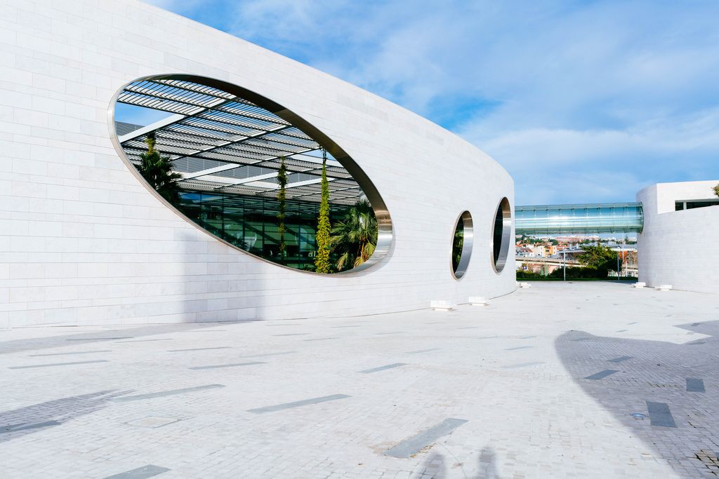 Modern geometric openning in a wall of Champalimaud Foundation