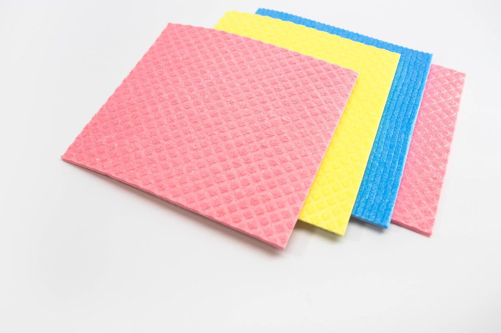 Pink, yellow, and blue, kitchen cleaning cloths (Flip 2019)