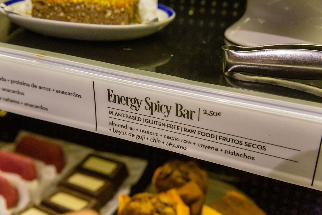 Plant based, gluten-free Energy Spice Bar is raw food at Flex&Kale in Barcelona