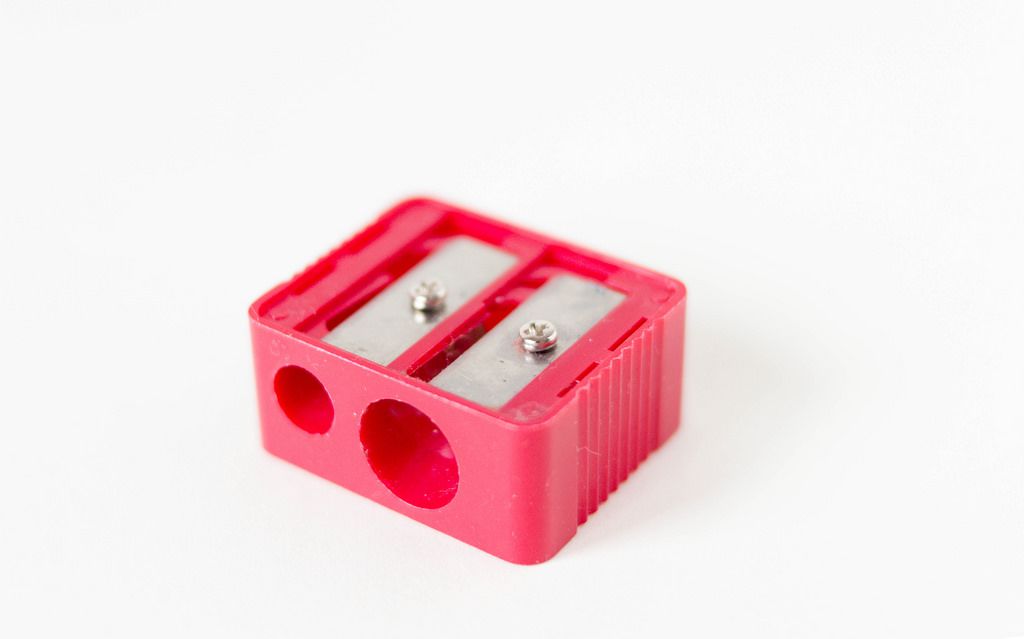 Roter Anspitzer / Red pencil sharpener