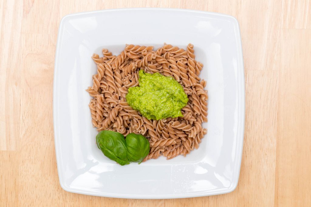 Spelt Pasta with self-made green Pesto