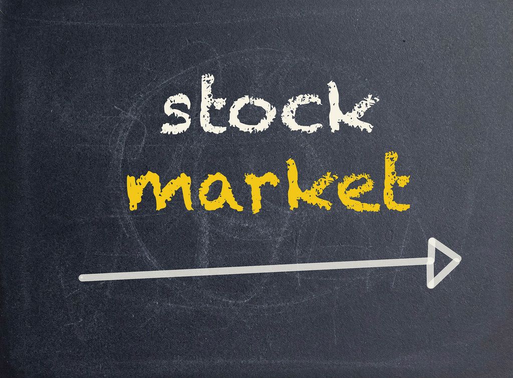 Stock Market  - Aktienmarkt auf einer einer Schiefertafel