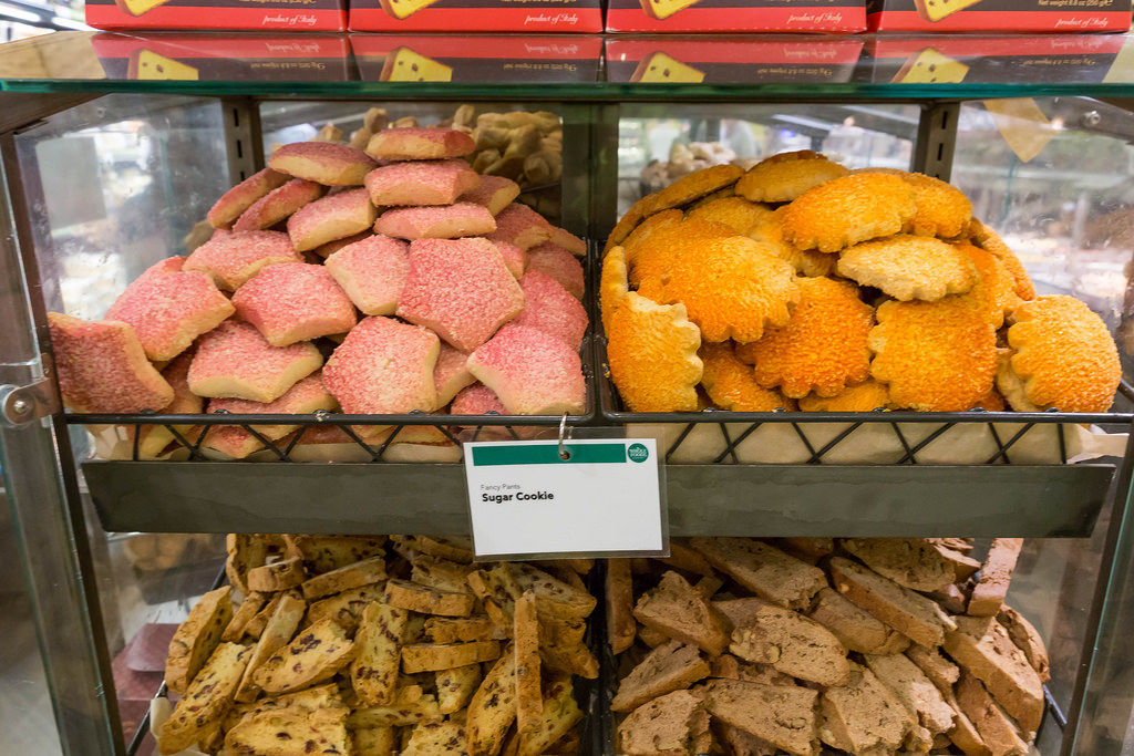 Sugar Cakes At Whole Foods Market Creative Commons Bilder