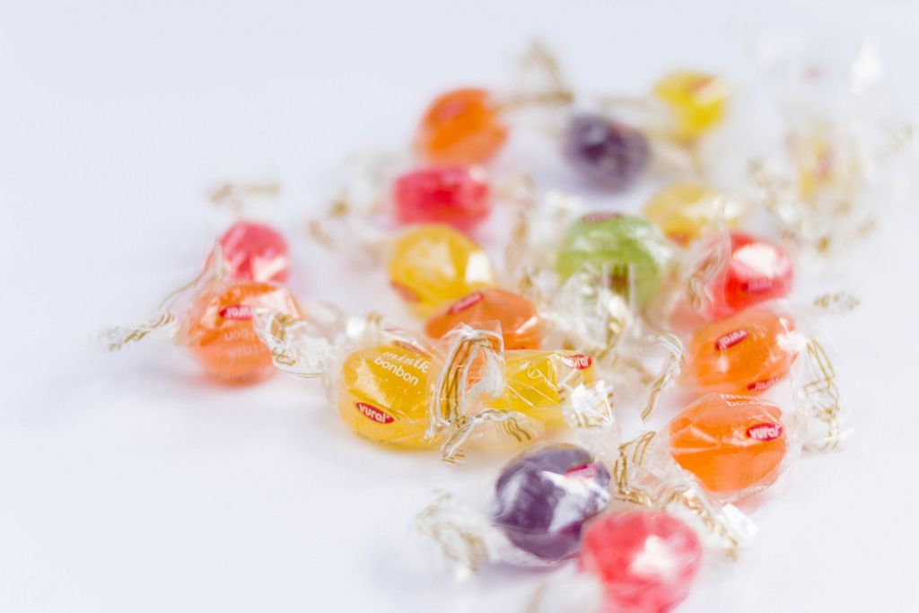 Süßigkeiten-Bonbons (engl: Colorful candies)