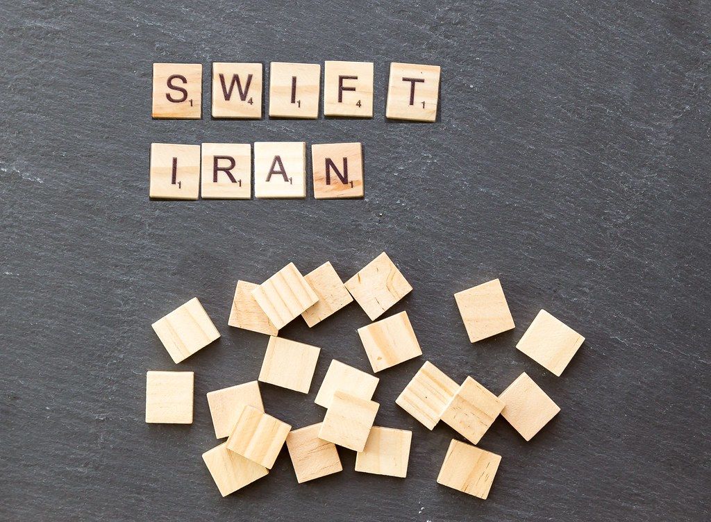 SWIFT kappt Irans Banken Zugang zu Zahlungsverkehrssystem