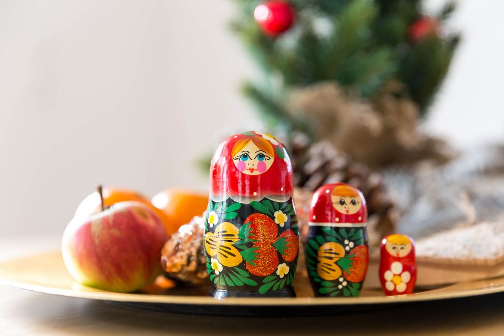 Weihnachten Matruschka Figuren Russland