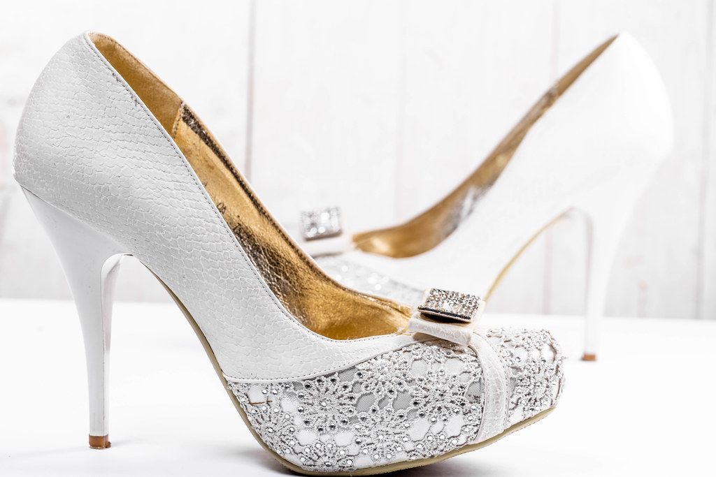 White wedding shoes with heels (Flip 2019)