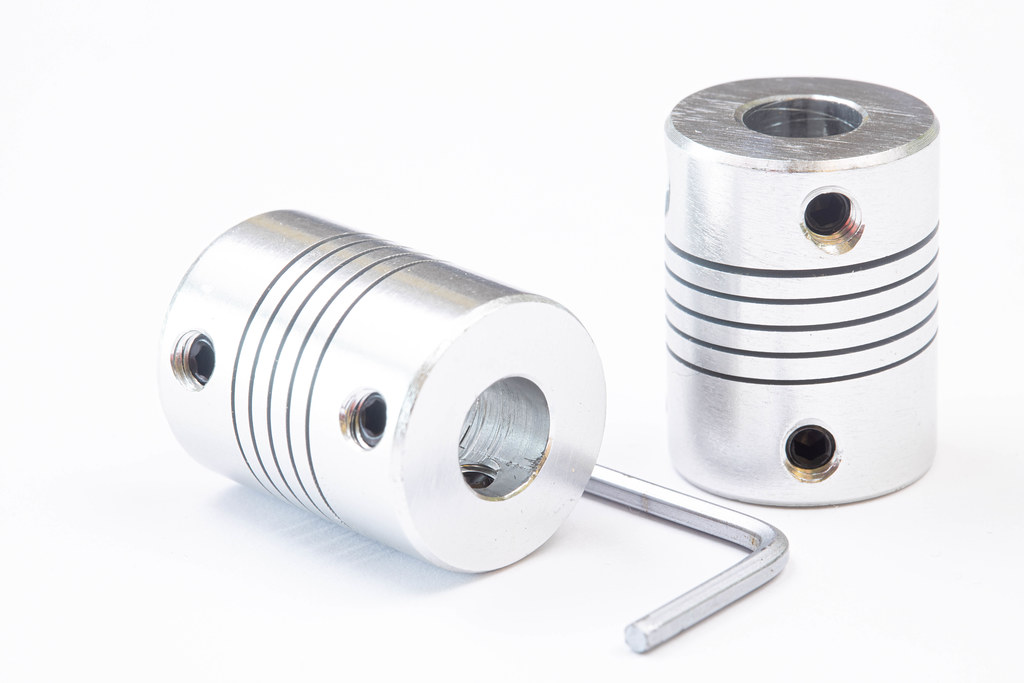 Aluminum Couplings for Efficient vibration damping on the stepper motors