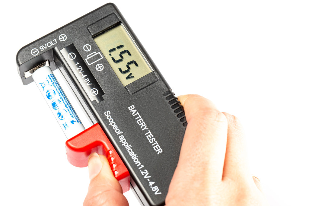Battery measuring instrument, charge measure tool