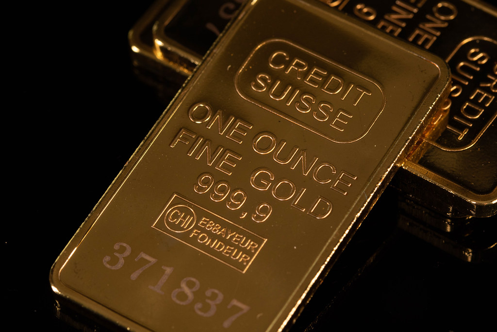 Close-up shiny gold bars
