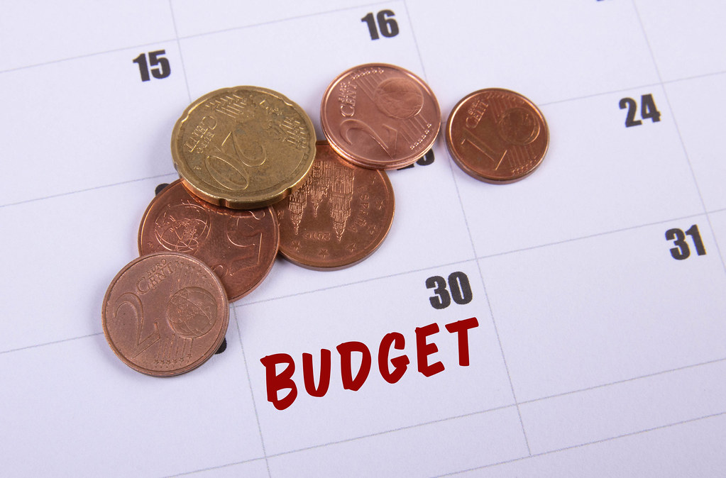 Coins and Budget text on the calendar