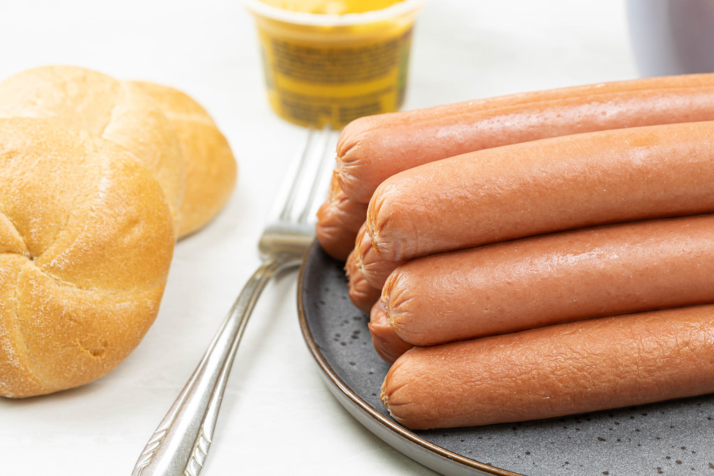 Cooked Wienerwurst with Mustard and Bread