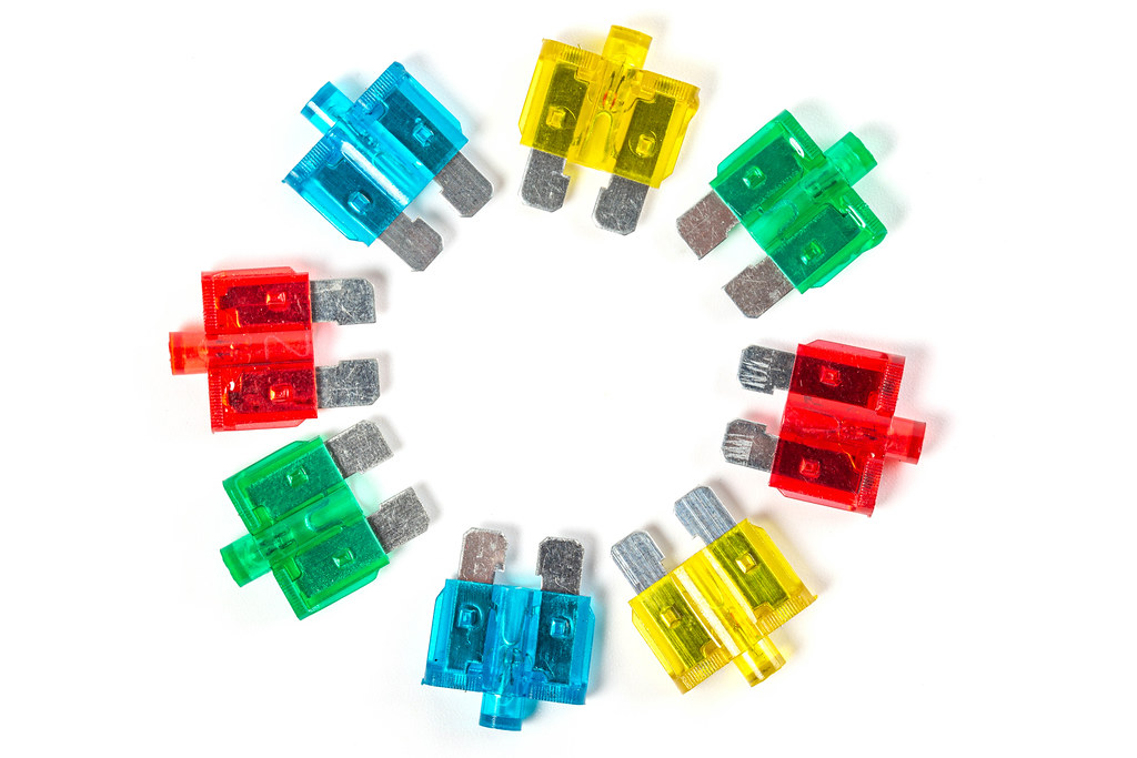 Fuses laid out in a circle, top view