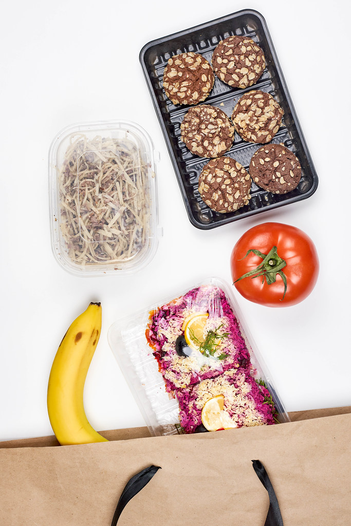Healthy food in the recyclable shopping bag