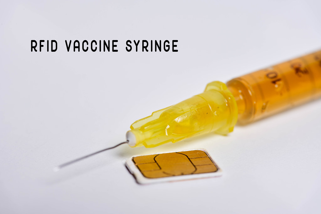 RFID Vaccine Syringe with simcard