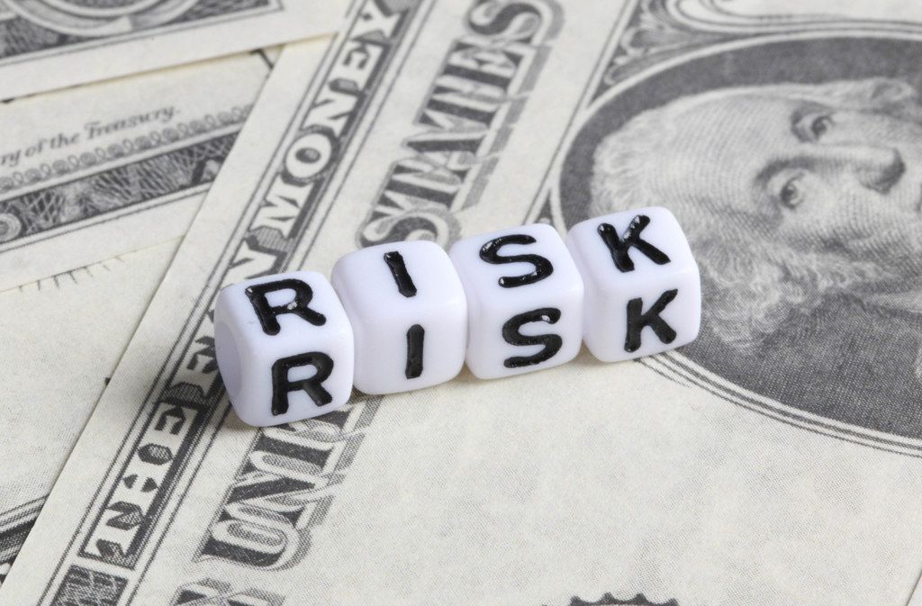 Risk text on Dollar banknotes