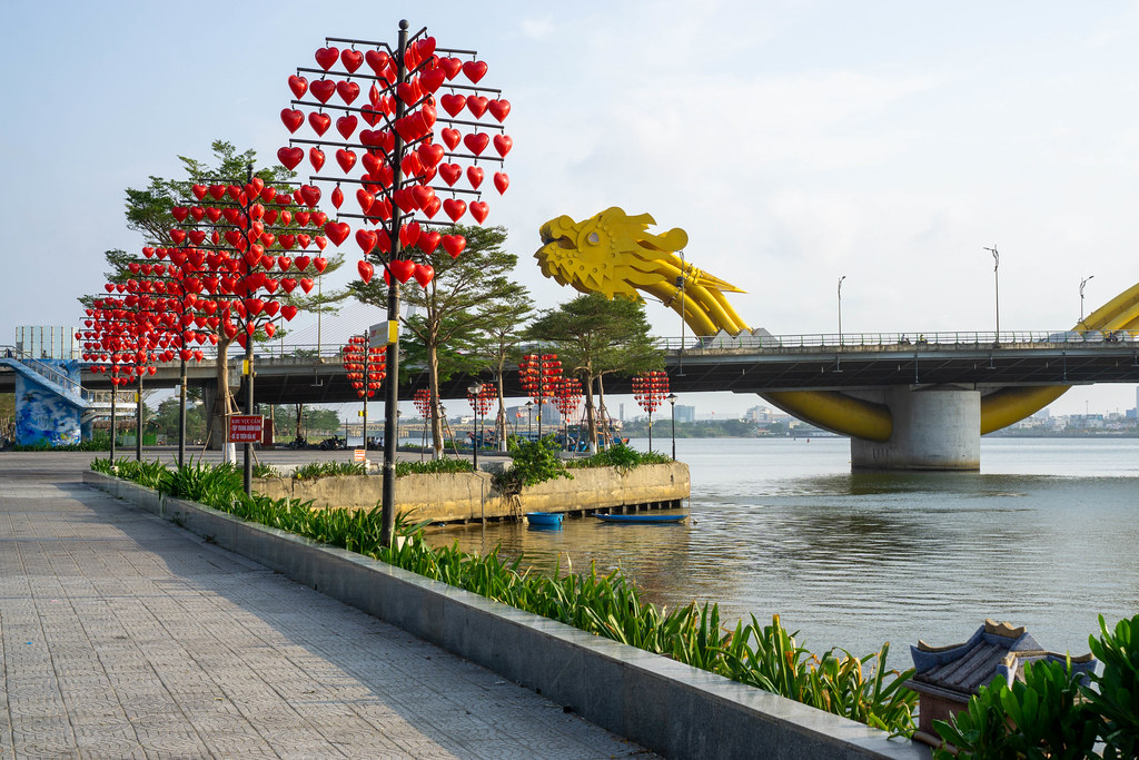 Riverside Park with Heart-Shaped Street Lights next to the famous Dragon Bridge over the Han River in Da Nang, Vietnam