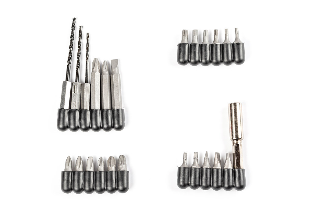 Sets of bits and drills for an electric screwdriver, top view