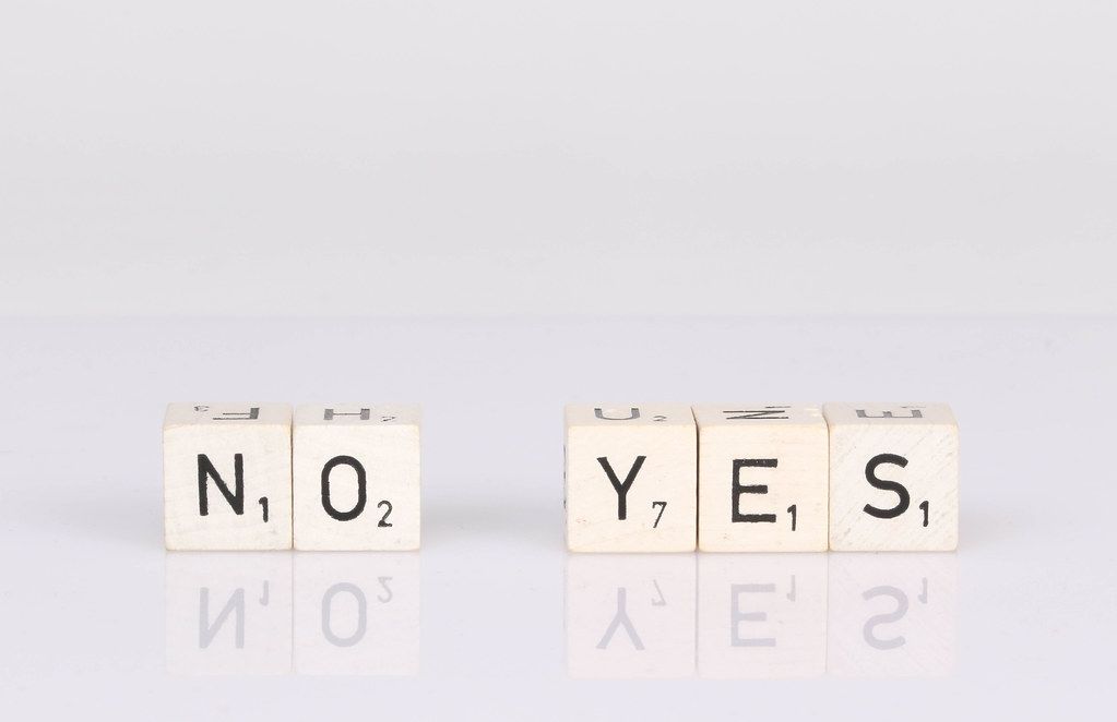 Yes and no text on wooden blocks