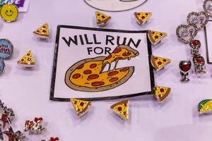 "Will run for pizza" patch: fun items for couch potatoes and non Chicago marathon runners