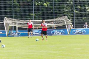 1. FC Köln Jorge Meré und Frederik Sörensen beim Training