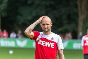 1. FC Köln Spieler Konstantin Rausch beim Training