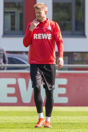 1. FC Köln Stürmer Simon Terodde während der ersten Trainingseinheit mit dem neuen Trainer André Pawlak