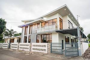 A newly built villa in a prestigous place in Bacolod