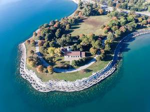 Aerial photo of Promontory Point in Chicago