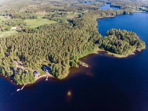 Aerial view of a lake landscape in the south of Finland, with Villa Jolla in Padasjoki and nature reserve Paijänne, near Hämeenlinna and Lahti