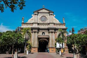 Architecture of the cathedral in Dumaguete (Flip 2019)