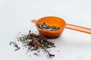 Aromatic tea with dried flowers