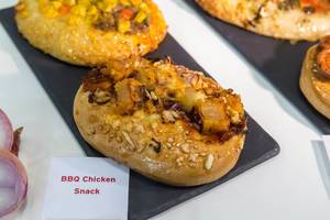 Ausgefallene Backwaren: BBQ Chicken Snack
