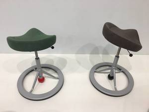 Balance Chairs / Moderne Bürostühle