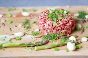 Beef-steak-tartare-traditional-dish