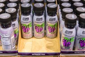 Beet It Sport Flaschen: Getränk aus konzentriertem Rote Bete Saft, speziell für Athleten entwickelt