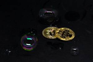 Bitcoin Bubble bursts