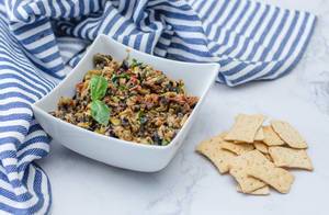 Black and Green Olive Tapenade with Crackers
